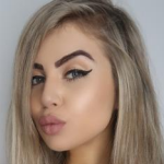 chanel valentino profile picture